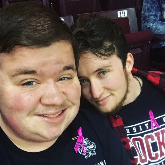 Meet your Posher, Chris - Picture 1 of 1